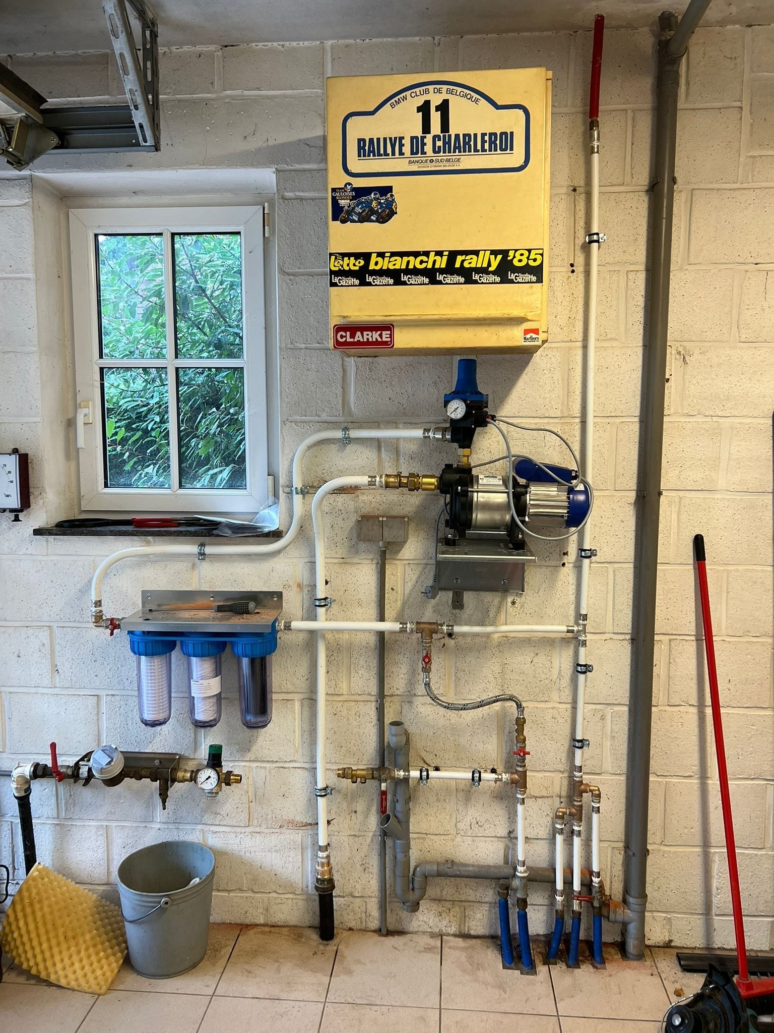 Installation complète groupe hydrophore pour traitement des eaux de pluies